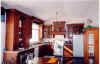 kitchen008.jpg (67985 bytes)